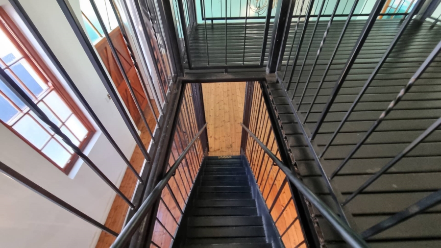 To Let commercial Property for Rent in Woodstock Western Cape